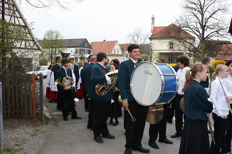 090418erstkommunion_einzug04.jpg