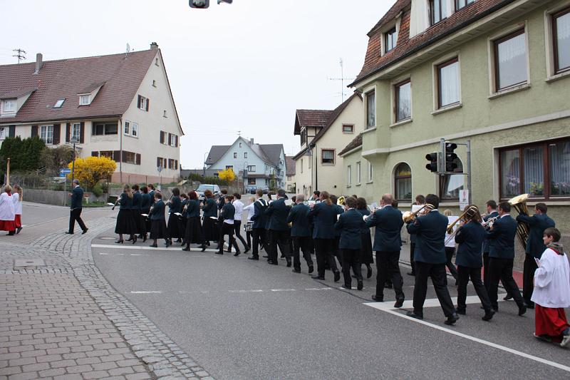 090418erstkommunion_einzug11.jpg